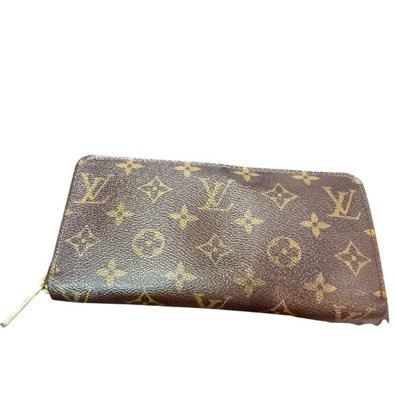 Louis Vuitton Monogram Zippy Wallet*Beautiful Condition*COA